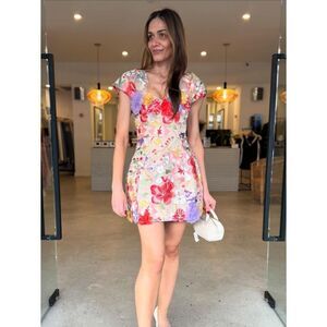 Elliatt Sophie Puff Sleeve Mini Dress in Floral Wedding Guest Party size S NWT